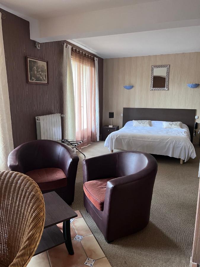 Hostellerie Saint Clement Vic-sur-Cère Exterior foto