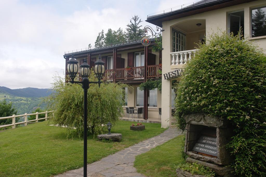 Hostellerie Saint Clement Vic-sur-Cère Exterior foto